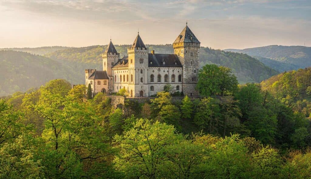 Château de Hambach : un Voyage Historique en Allemagne