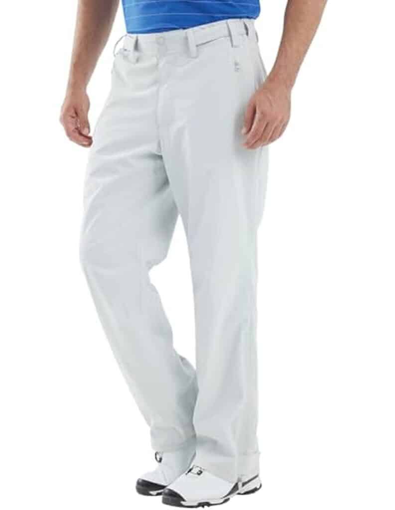 Test : pantalon de golf imperméable homme, confort et légèreté