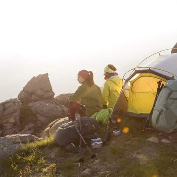 Découvrez notre analyse approfondie de la tente Salewa Denali IV : robustesse, confort et praticité pour vos aventures en plein air.