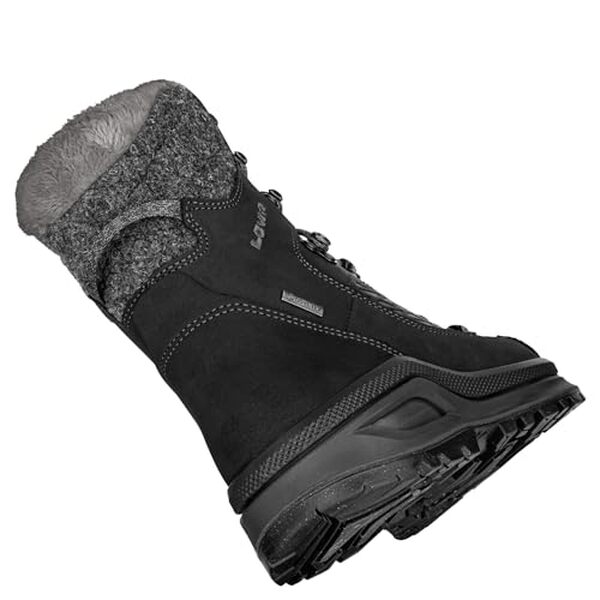 Découvrez notre avis détaillé sur les Lowa Renegade GTX Mid : confort, durabilité et performance en randonnée. Comparaison et conseils d'achat pour choisir vos chaussures de trekking.