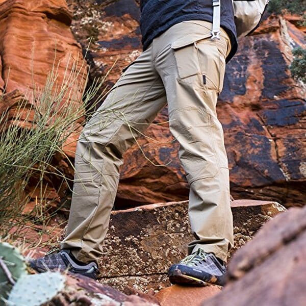 Découvrez notre test détaillé du pantalon tactique HelikonTex OTP : robustesse, légèreté et performance pour les professionnels et amateurs de tactique. 